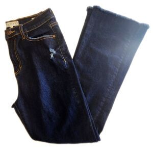 Harper Heritage Distressed Kick Crop, Dark Blue Wash, 77% Cotton, 28